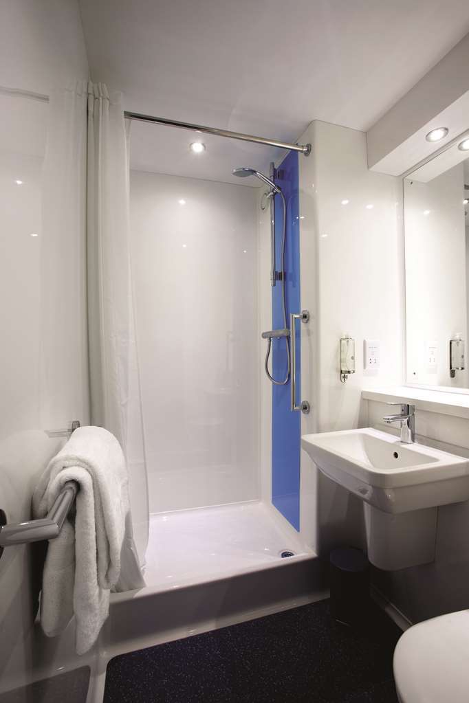 Travelodge Caerphilly Chambre photo