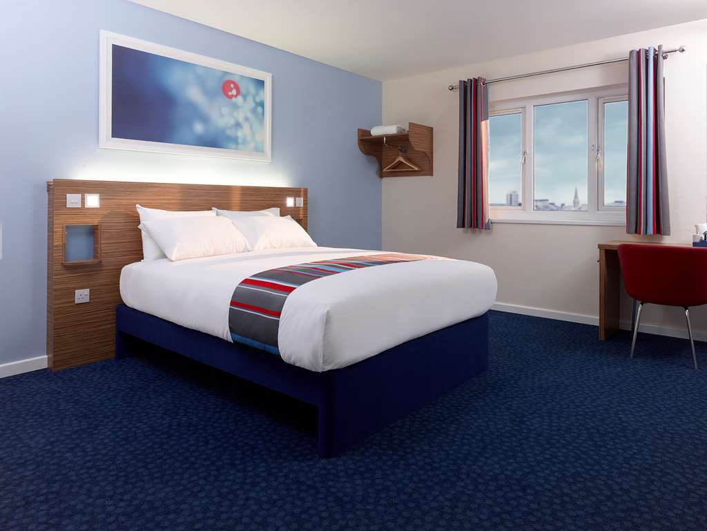 Travelodge Caerphilly Chambre photo